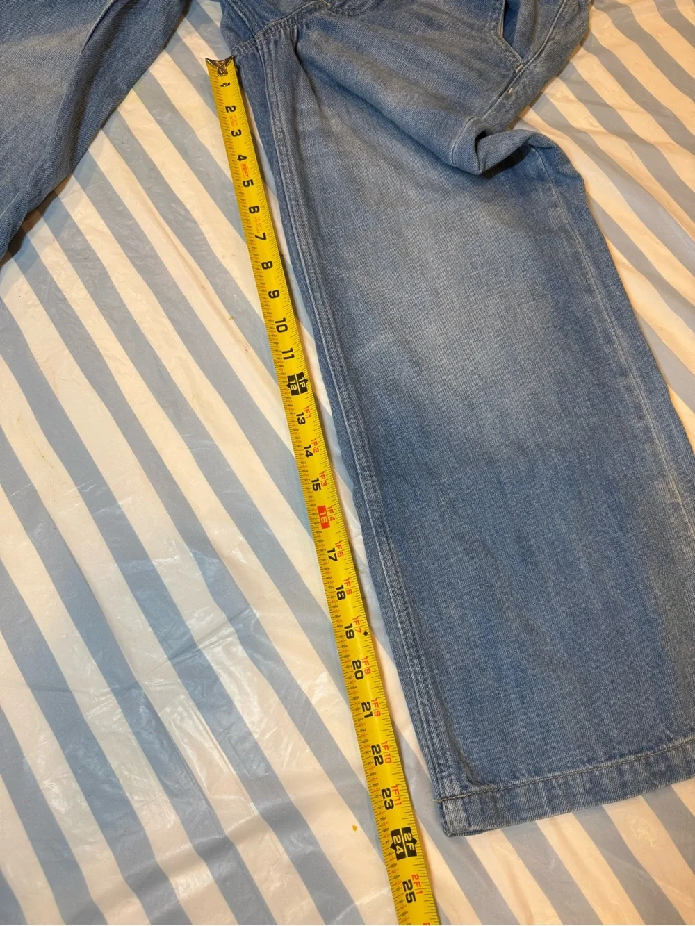 Girls GAP easy wide leg pull on jeans Elastic-Waist Straight Jeans size L, 10-11